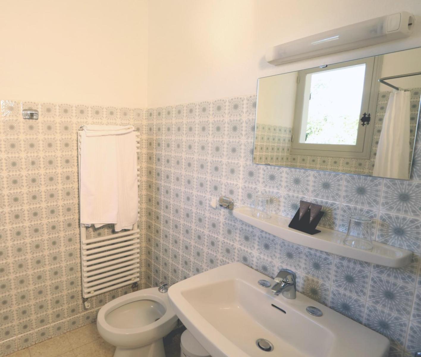 Hotel De La Plage - Hdlp Bormes-les-Mimosas Zimmer foto