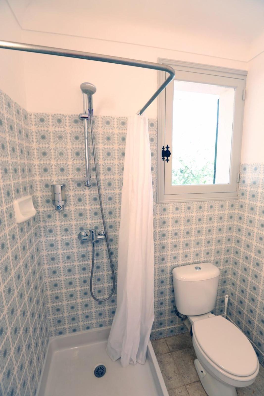 Hotel De La Plage - Hdlp Bormes-les-Mimosas Zimmer foto
